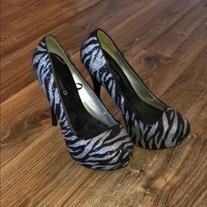 Glitter zebra pumps heels